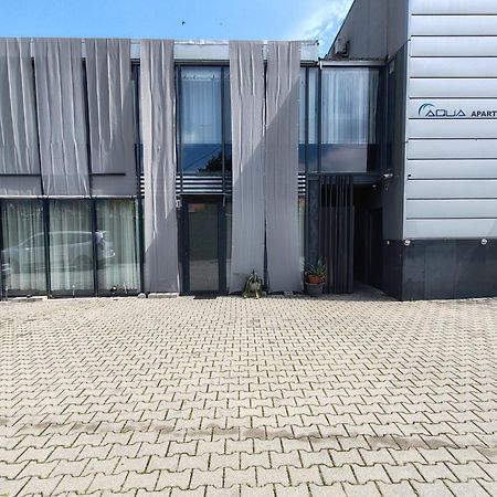 Aqua Apartman Satu Mare Exterior foto