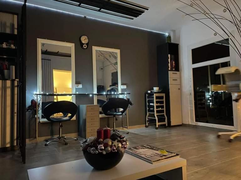 Aqua Apartman Satu Mare Exterior foto